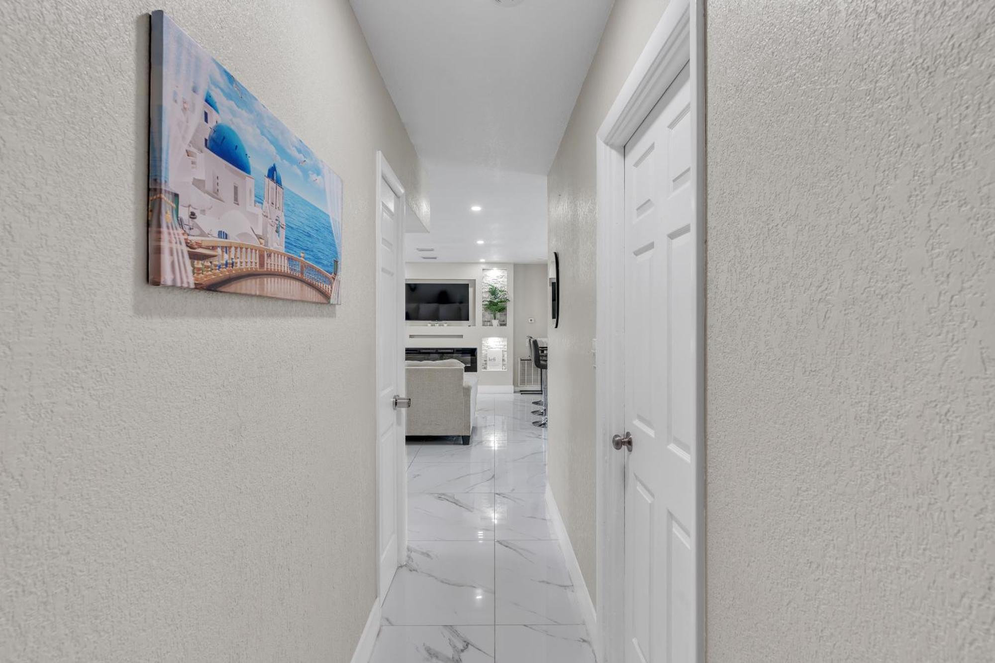 Stunning Modern Home In Tampa With Pool - Just 5 Minutes From Airport! Exterior foto
